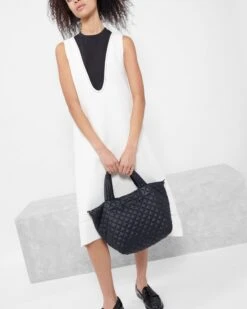 Black Small Metro Tote Deluxe -Fashion Trend Bag Store 1263X1590 220220 A11