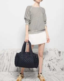 Black Medium Metro Team