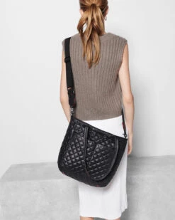 Black Metro Quatro Tote -Fashion Trend Bag Store AW21 Aug 1307X1744 OnFig 1