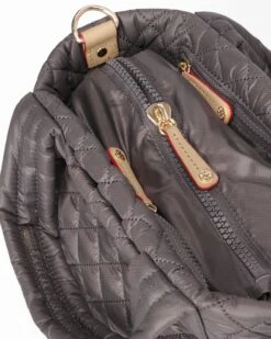 Magnet Mini Metro Tote Deluxe -Fashion Trend Bag Store AW21 Jul 1269X1595 A6 93c382e3 ce37 481a b87a b64c7d5db499