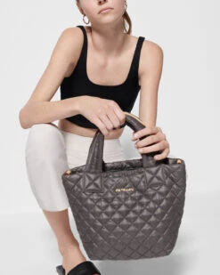 Magnet Mini Metro Tote Deluxe -Fashion Trend Bag Store AW21 Jul 1269X1595 OnFig 2